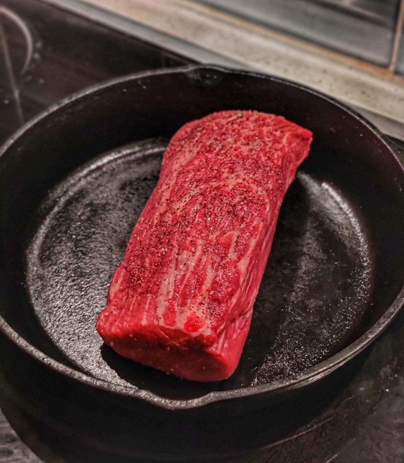 Chateaubriand Tenderloin | USDA Choice - Meat N' Bone