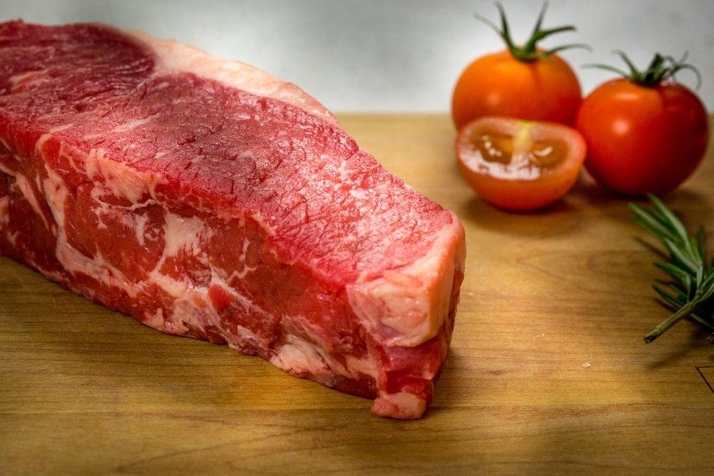 Why Grass Fed vs Grain Fed Beef Is A Pointless Comparison