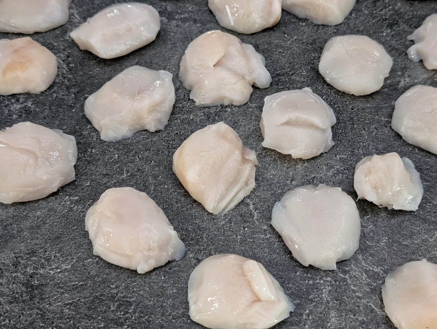 Colossal Dry Scallops | U - 10/20 - Meat N' Bone