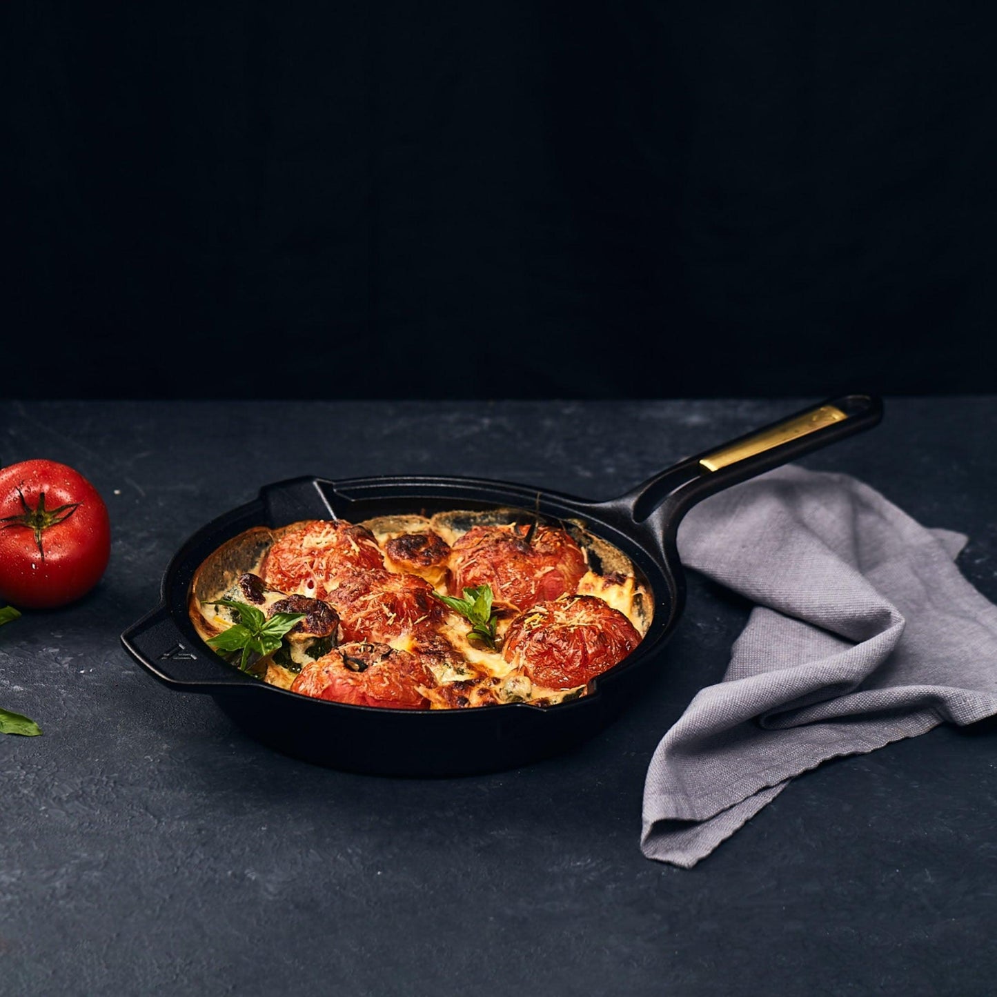10-Inch Cast Iron Skillet, SIGNATUREsoft Technology - Meat N' Bone