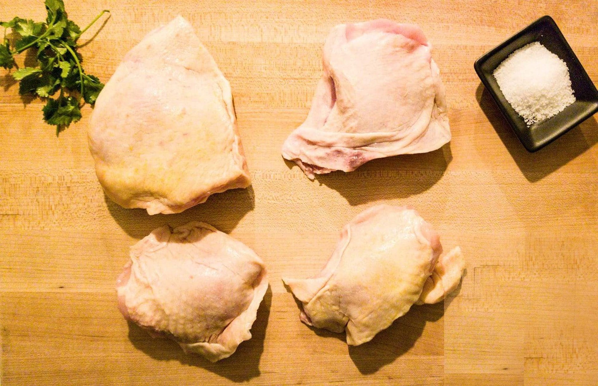 Chicken Thighs (Bone - in / Skin On) | Amish, Pasture - Raised & Air - Chilled - Meat N' Bone